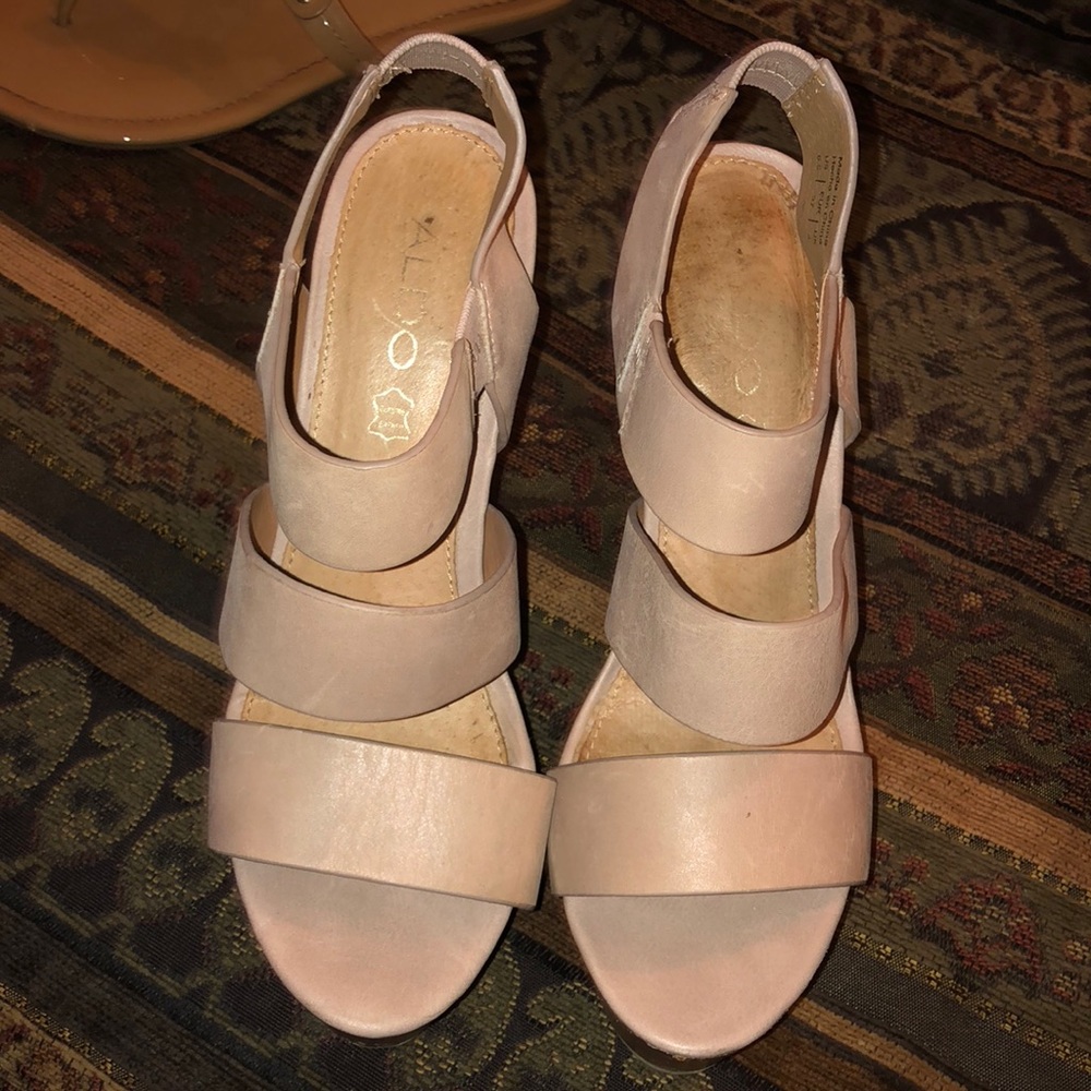 Nude Aldo heels